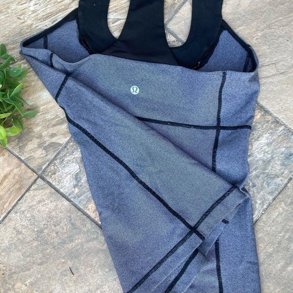 Lululemon tank top. Size 6-8 black/grey. - Picture 4 of 6